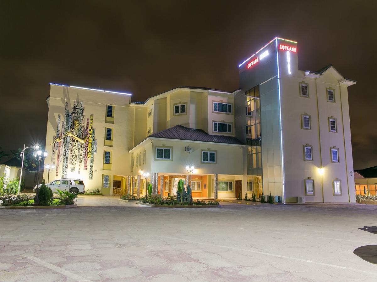 Cofkans Hotel Obuasi Экстерьер фото