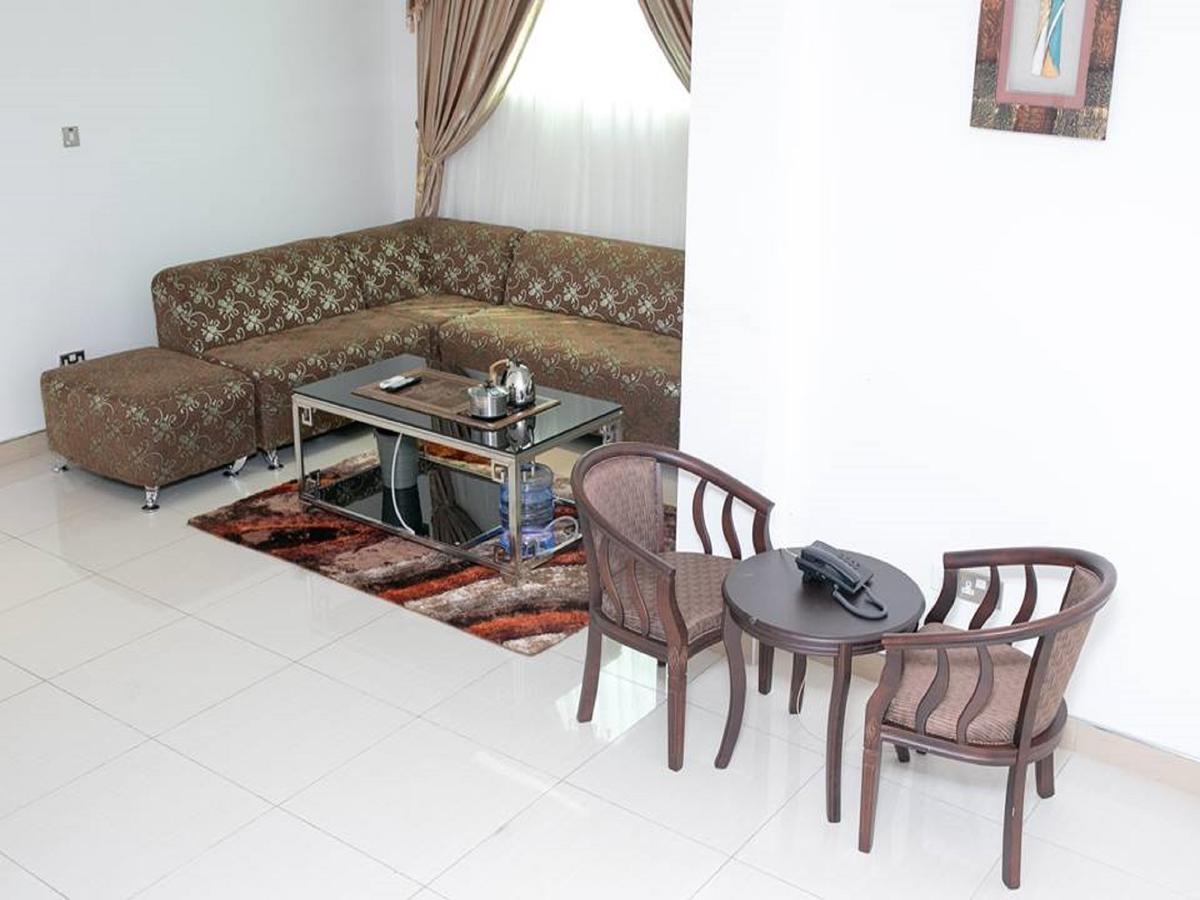 Cofkans Hotel Obuasi Экстерьер фото